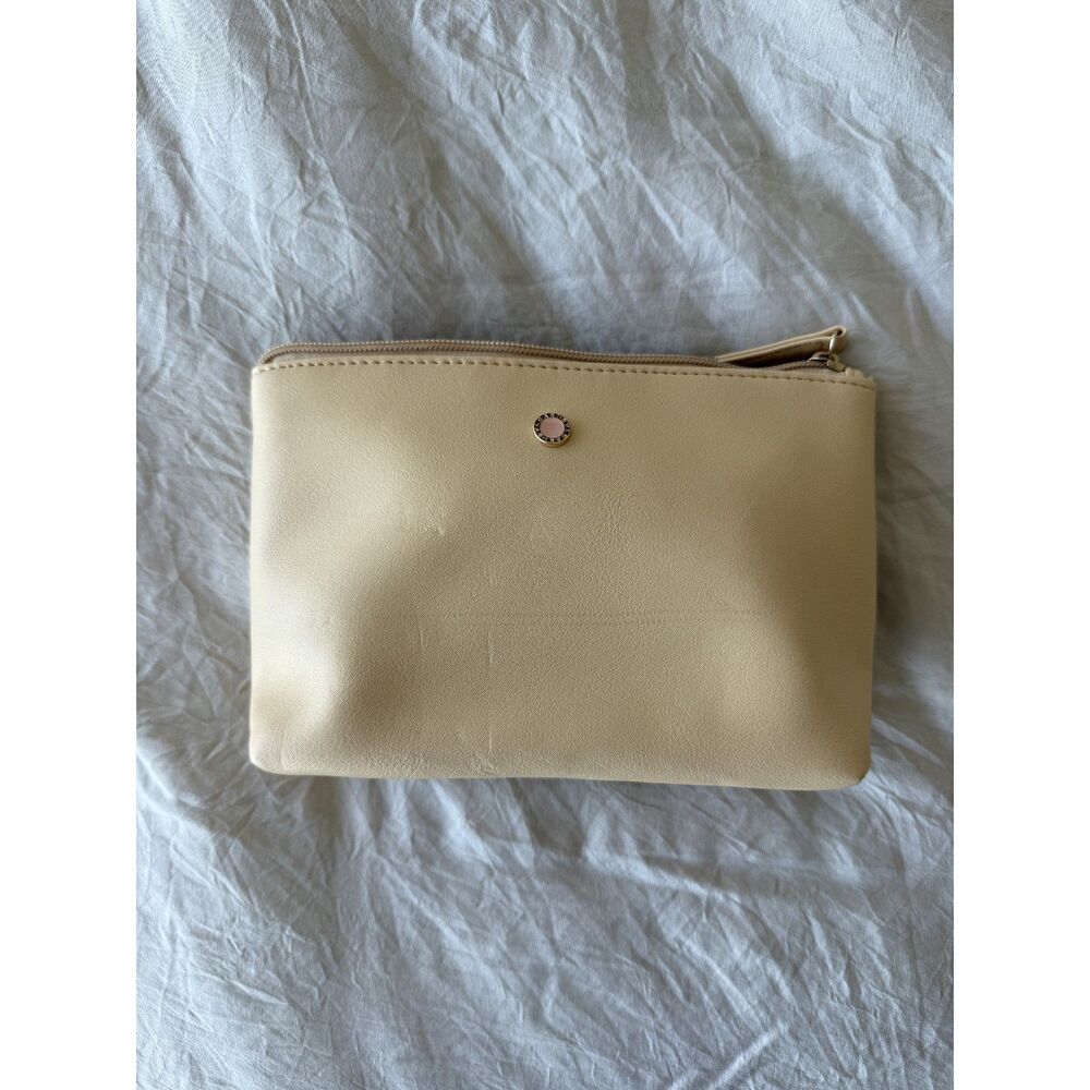 Bvlgari Emirates Business Class Amenity Kit Cream Makeup Cosmetic Pouch